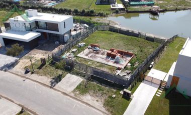 Terreno - Lote 272 - San Sebastian - a la laguna - Area 6