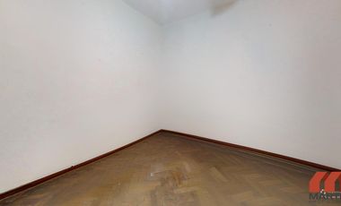 PH Multifamiliar en Venta de 2 Ambientes en Olivos con Patio y Terraza