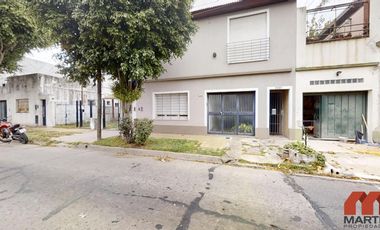 PH Multifamiliar en Venta de 2 Ambientes en Olivos con Patio y Terraza
