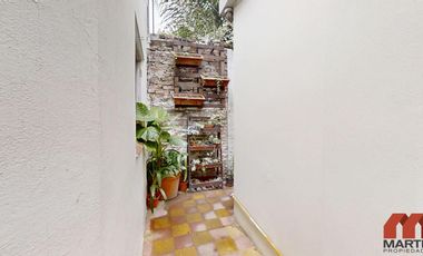 PH Multifamiliar en Venta de 2 Ambientes en Olivos con Patio y Terraza