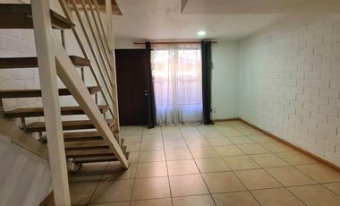 ARRIENDO CASA CERCANO A EL LIBANO