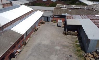 Depósito galpon 9.800 m2 totales en Avellaneda Venta o Alquiler