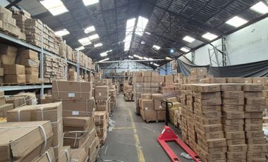 Depósito galpon 9.800 m2 totales en Avellaneda Venta o Alquiler