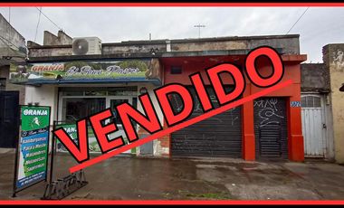 2 Locales comerciales y 3 departamentos en venta en G. Catan
