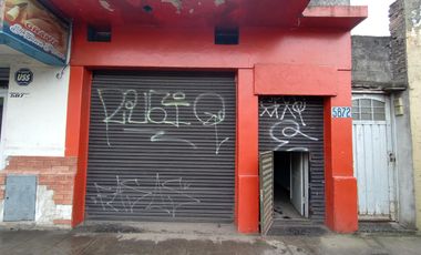 2 Locales comerciales y 3 departamentos en venta en G. Catan