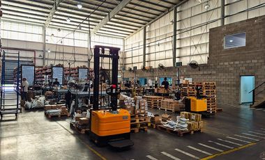 Depósito en alquiler - Parque Industrial Darwin – Vicente López – Seguridad 24 hs