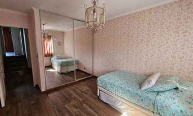 Casa amoblada en alquiler en Las Glorietas