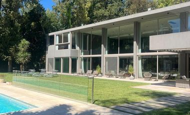Casa Highland Park, Pilar