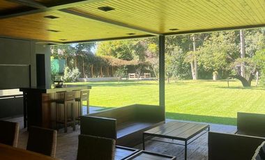 Casa Highland Park, Pilar