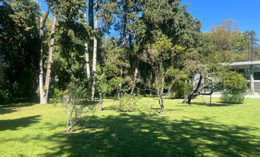 Casa Highland Park, Pilar