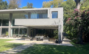 Casa Highland Park, Pilar