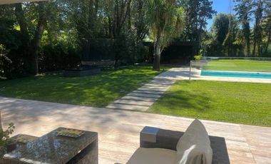 Casa Highland Park, Pilar