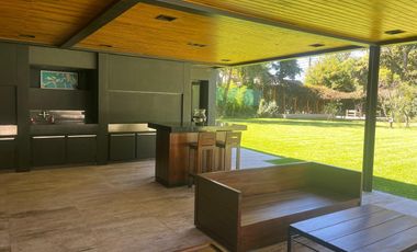 Casa Highland Park, Pilar