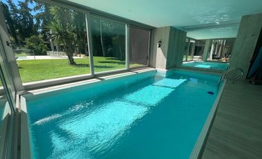 Casa Highland Park, Pilar