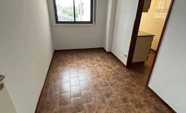 Florida Mitre - Amplio Departamento 4 amb con vista abierta!