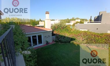 Casa en Comahue Golf Club en Alquiler