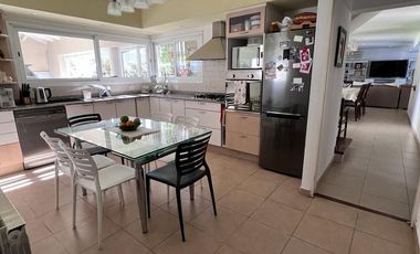 Casa en Comahue Golf Club en Alquiler