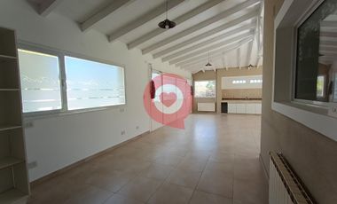 Casa en Comahue Golf Club en Alquiler