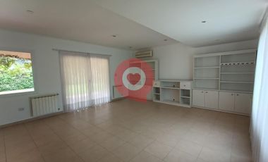 Casa en Comahue Golf Club en Alquiler