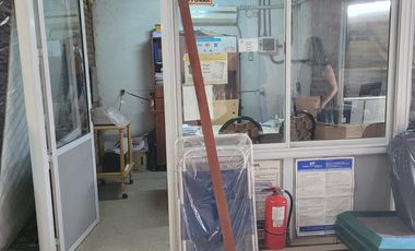 VENTA: Galpón con oficina en Perez