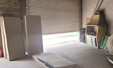 VENTA: Galpón con oficina en Perez