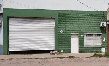 VENTA: Galpón con oficina en Perez