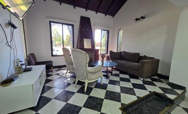 Casa en  alquiler 3 dormitorios- Maschwitz Country Club