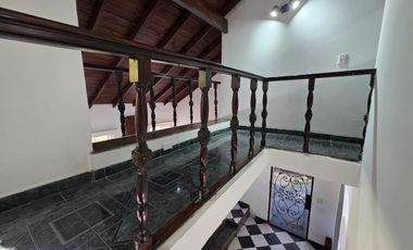 Casa en  alquiler 3 dormitorios- Maschwitz Country Club
