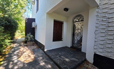 Casa en  alquiler 3 dormitorios- Maschwitz Country Club