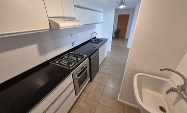 Lindísimo departamento de 3 amb. en PB con galería y jardín propios