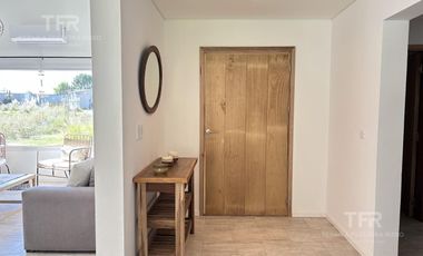Venta en Senderos 3 Costa Esmeralda - Gas Natural y Pileta – Luminosa y 3 habitaciones