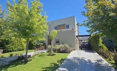 Casa en Alquiler Tipas Nordelta