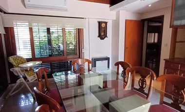 Casa en Quilmes 6 Ambientes con Pileta y Cochera - EXCELENTE ESTADO