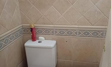 Casa en Quilmes 6 Ambientes con Pileta y Cochera - EXCELENTE ESTADO