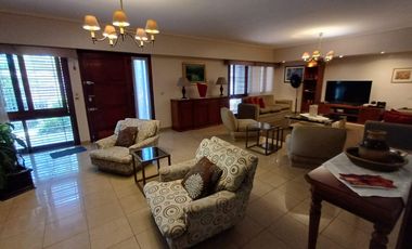 Casa en Quilmes 6 Ambientes con Pileta y Cochera - EXCELENTE ESTADO