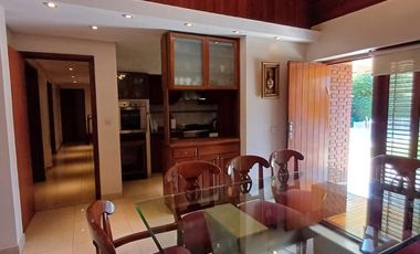 Casa en Quilmes 6 Ambientes con Pileta y Cochera - EXCELENTE ESTADO