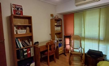 Casa en Quilmes 6 Ambientes con Pileta y Cochera - EXCELENTE ESTADO
