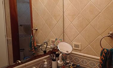 Casa en Quilmes 6 Ambientes con Pileta y Cochera - EXCELENTE ESTADO