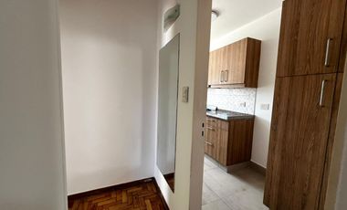Departamento de 3 ambientes en alquiler, en Vicente López.