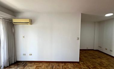 Departamento de 3 ambientes en alquiler, en Vicente López.