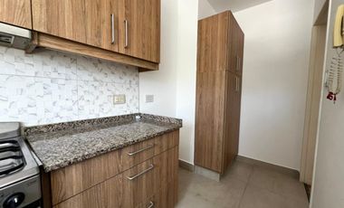 Departamento de 3 ambientes en alquiler, en Vicente López.