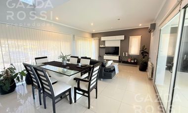 Hermosa casa en Los Naranjos