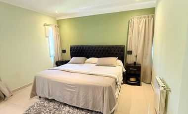 Hermosa casa en Los Naranjos