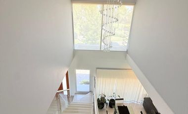 Hermosa casa en Los Naranjos