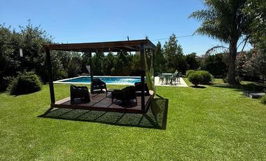 Hermosa casa en Los Naranjos