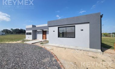 Casa 4 ambientes alquiler Los Juncos a estrenar barrio cerrado