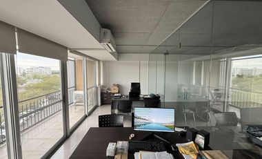 Oficina en Puerta Norte 1