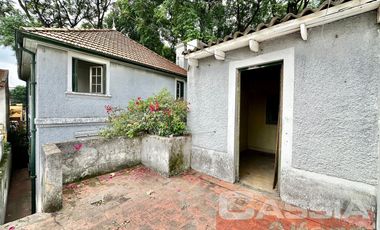 CHALET 6 AMBIENTES APTO PROFESIONAL BANFIELD RESIDENCIAL, CON COCHERA, JARDIN, TERRAZA