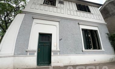 CHALET 6 AMBIENTES APTO PROFESIONAL BANFIELD RESIDENCIAL, CON COCHERA, JARDIN, TERRAZA