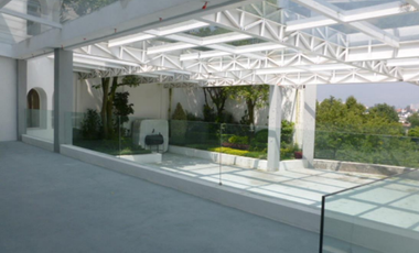 CASA EN VENTA EN BOSQUES DE LAS LOMAS